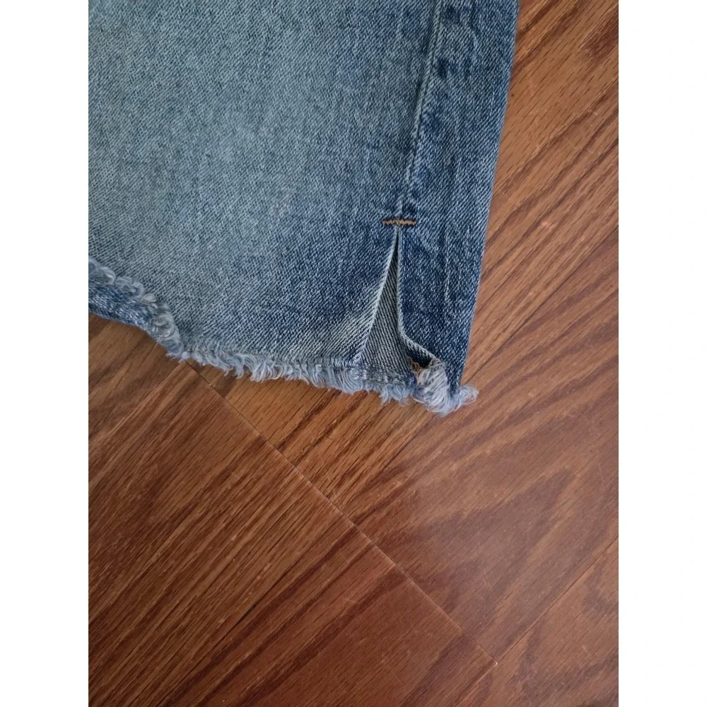 BKE Parker High Rise Distressed Denim Shorts Medium Wash Blue Womens Size 28